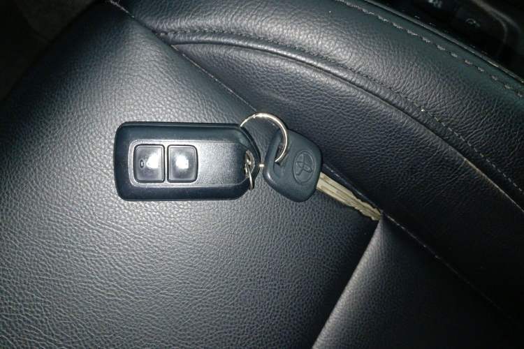 Used Toyota YARiS L 2021 X-Trail 1.5L CVT Leading Edition
