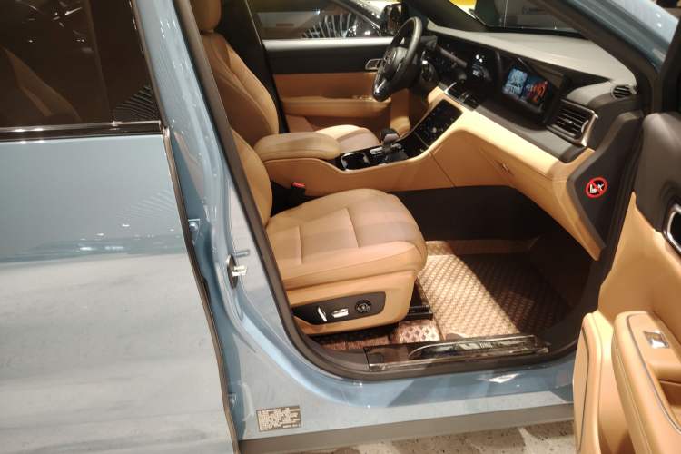 Used Li Auto ONE 2021 Extended-Range 6-Seater Version
