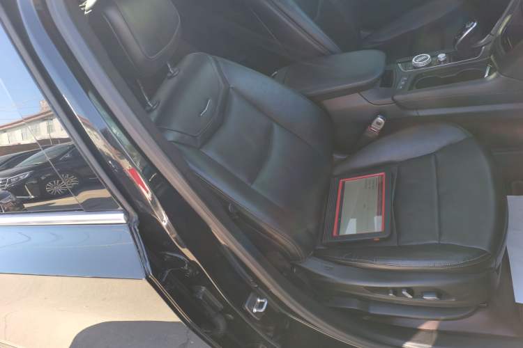 Used Cadillac XT6 2021 28T Six-Seater Four-Wheel-Drive Luxury Version
