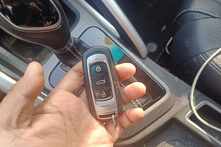 Used Geely Auto Vision X3 2017 1.5L Automatic Prestige Model
