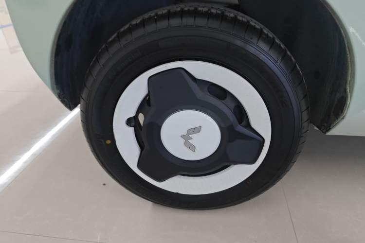 Used Wuling Hongguang MINIEV 2021 Macaron Premium Model – Lithium Iron Phosphate
