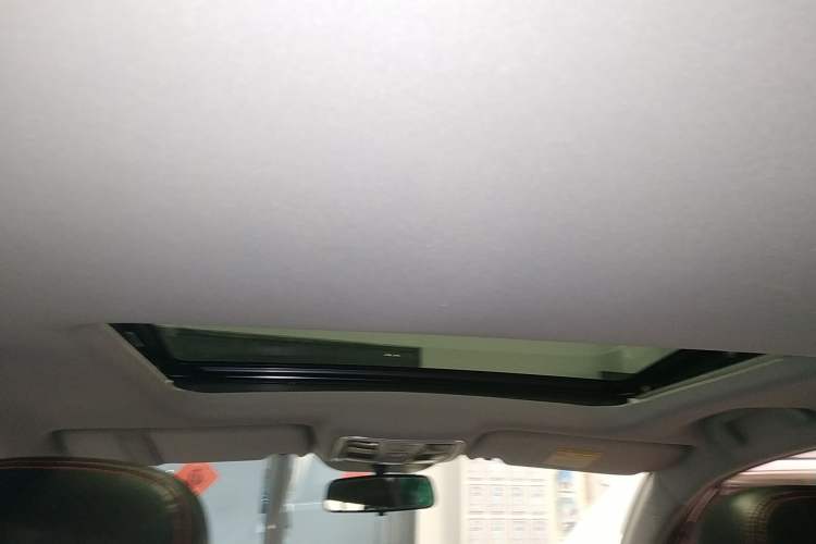 Used Geely Auto GX7 2015 Classic Edition 1.8L Manual Elite Model China V Standard
