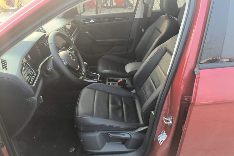 Used Volkswagen T-ROC 2021 Revised Version 280TSI DSG Two-Wheel Drive Comfort & Smart Connectivity Edition