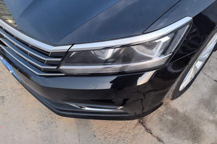 Used Volkswagen Passat 2017 330TSI DSG Luxury Edition
