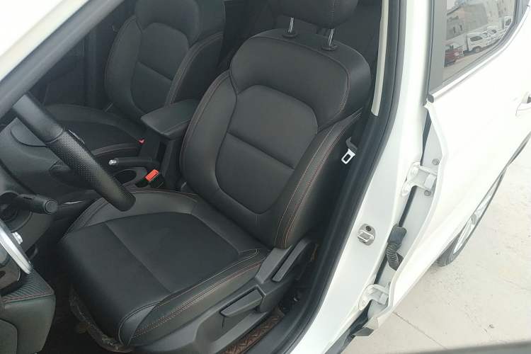 Used MG ZS 2022 180 DVVT Manual Global Million Edition 858
