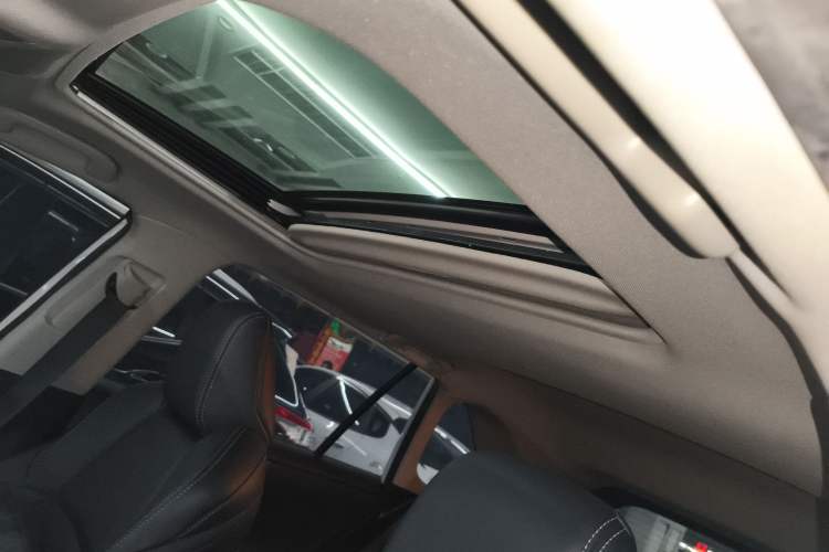 Used Toyota Wildlander 2022 2.0L CVT Two-Wheel Drive Luxury PLUS Edition