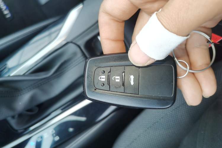 Used Toyota Levin 2022 Dual-Motor 1.8H E-CVT Leading Edition
