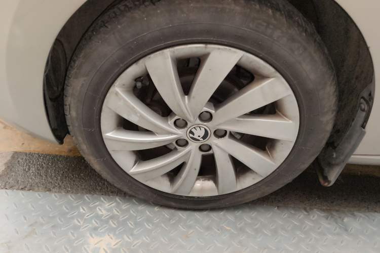 Used Skoda Rapid 2019 1.5L Automatic Comfort Edition China V Standard
