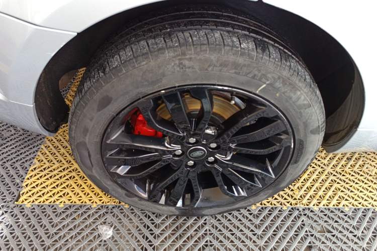 Used Land Rover Range Rover Sport 2021 3.0 L6 YAO Black Edition
