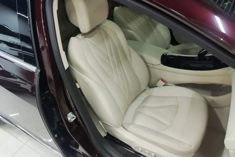 Used Buick LaCrosse 2021 Avenir Avia First-Edition Model
