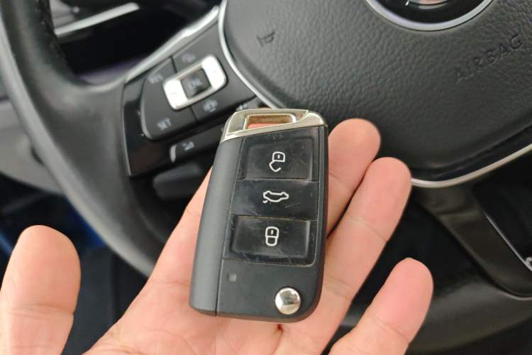 Used Volkswagen Tayron 2020 330TSI Two-Wheel Drive Luxury Smart Connectivity Version