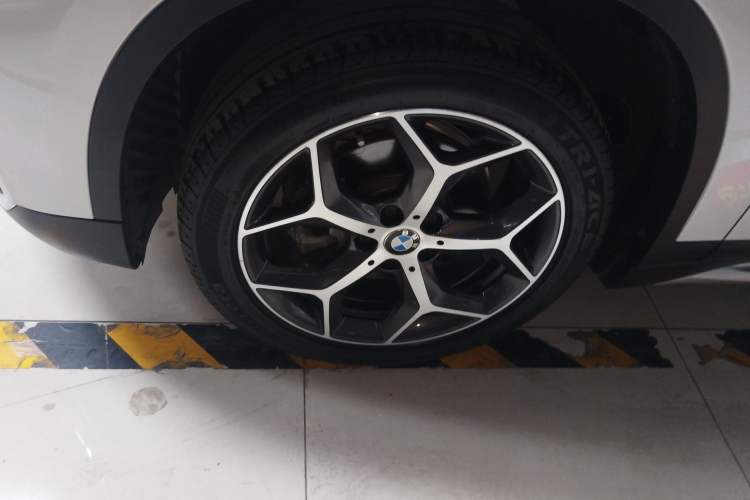 Used BMW X1 2019 sDrive18Li Premium Edition
