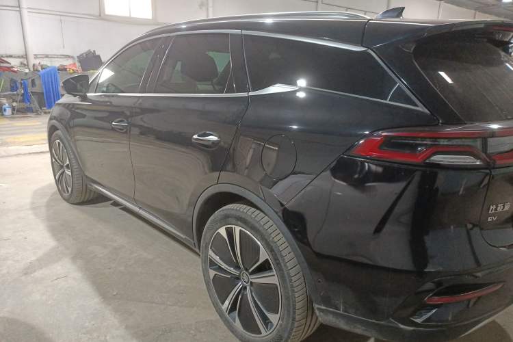 Used BYD Tang New Energy 2022 EV 635 km All-Wheel-Drive Flagship Model
