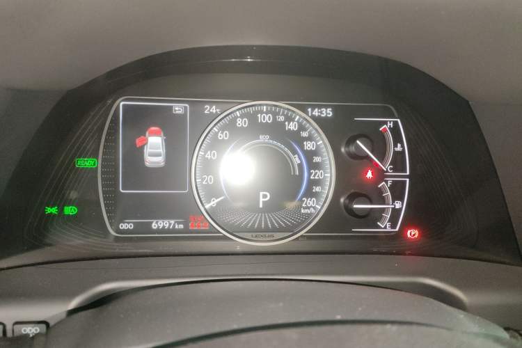 Used Lexus ES 2025 300h Deluxe Edition