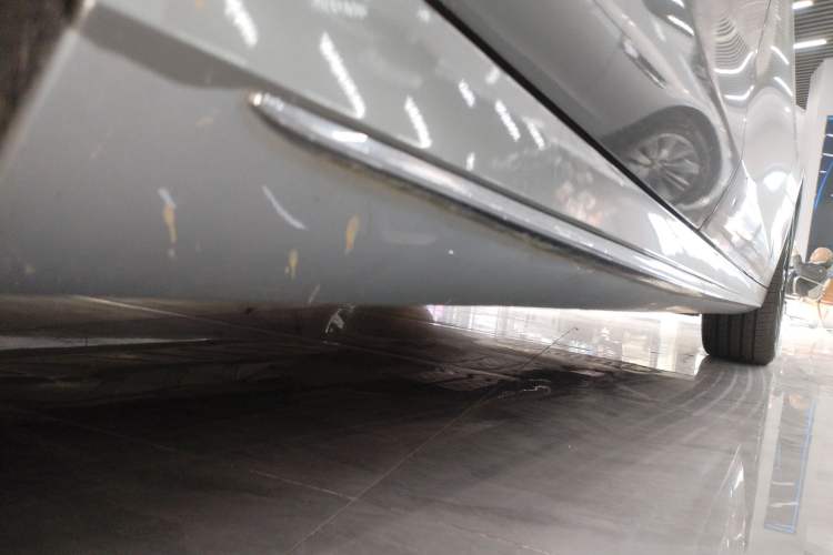 Used Mercedes-Benz E-Class 2021 Restyled E 300 L Sporty and Stylish Edition
