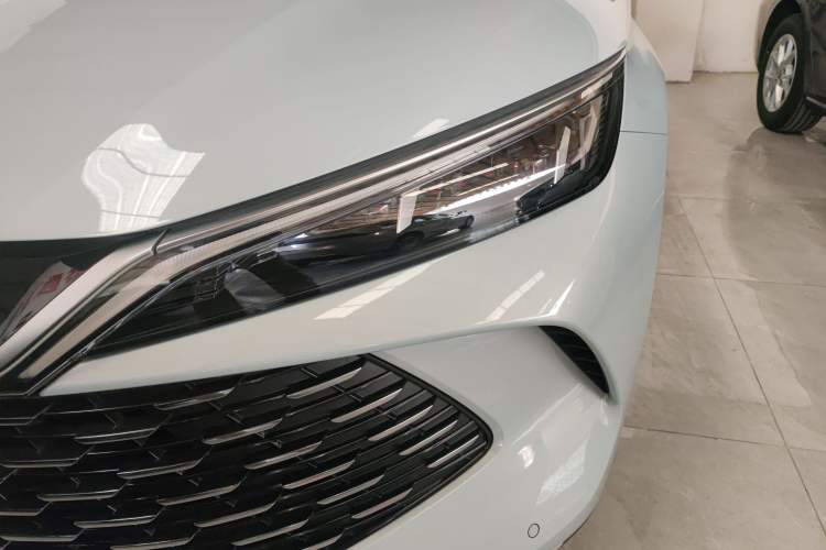 Used BYD Qin L 2024 DM-i 120KM Beyond Model
