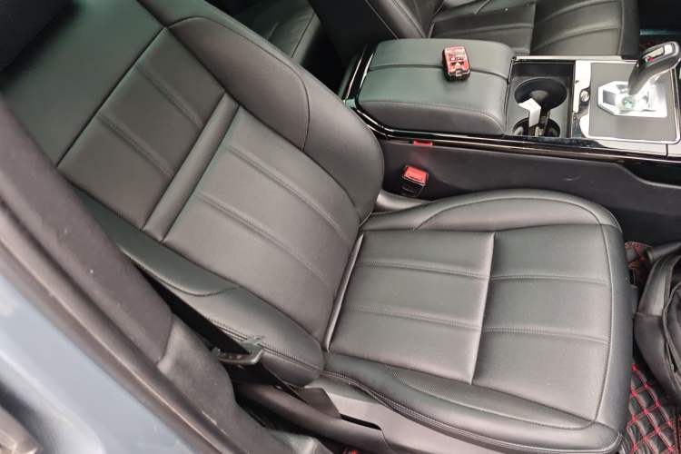 Used Land Rover Range Rover Evoque 2020 249 PS Youth Edition
