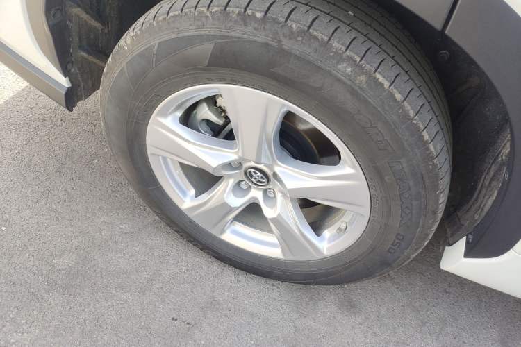 Used Toyota Highlander 2023 2.5L Smart Electric Hybrid Dual-Engine Two-Wheel Drive Elite Version 5 Seats
