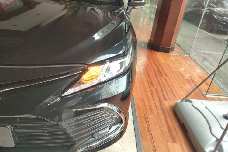 Used Toyota Camry 2023 Dual-Motor 2.5 HGVP Leading Edition
