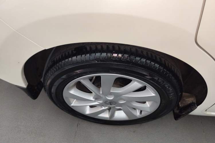 Used Nissan Tiida 2016 1.6L CVT Cool Dynamic Edition
