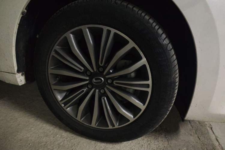 Used GAC Trumpchi M6 2019 270T DCT Prestige Edition (6-Seater) China VI
