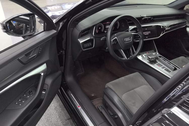 Used Audi A6L 2022 40 TFSI Luxury Dynamic Model