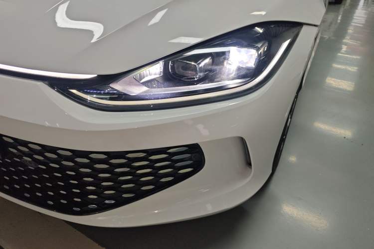 Used Volkswagen Lamando 2023 Lavida L 280TSI DSG Cool & Spicy Edition