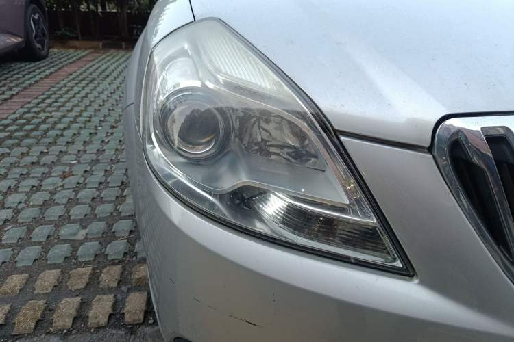 Used Buick Excelle 2013 1.5L Automatic Classic Model
