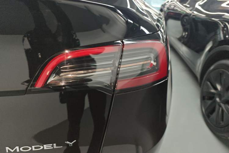 Used Tesla Model Y 2024 Rear-Wheel-Drive Version