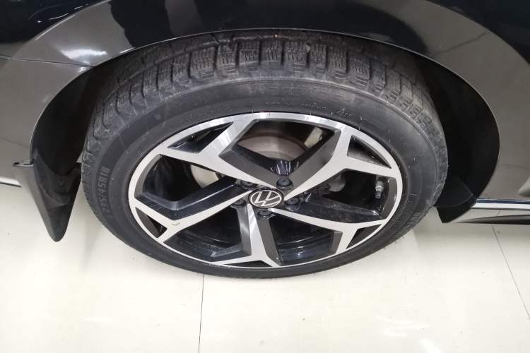 Used Volkswagen Magotan 2023 2 Million Units Commemorative Edition 330TSI DSG Luxury Version
