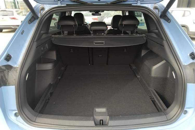 Used Volkswagen Tiguan L 2024 PRO 380TSI Four-Wheel Drive R-Line Prestige Edition
