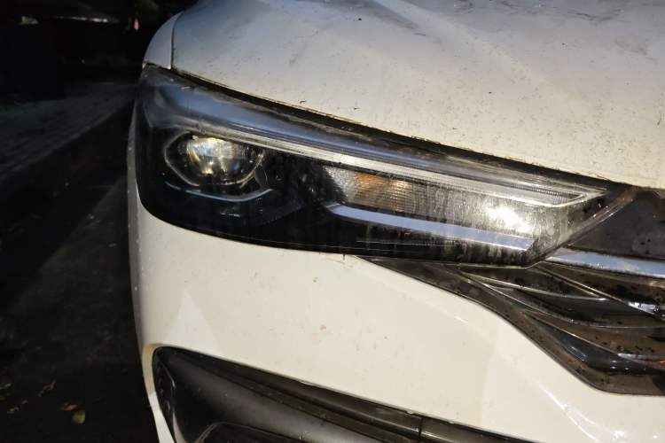 Used Roewe i5 2021 1.5L CVT Diamond Edition