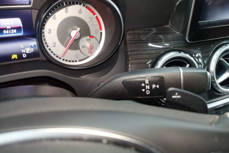 Used Mercedes-Benz GLA 2016 GLA 200 Fashion Model
