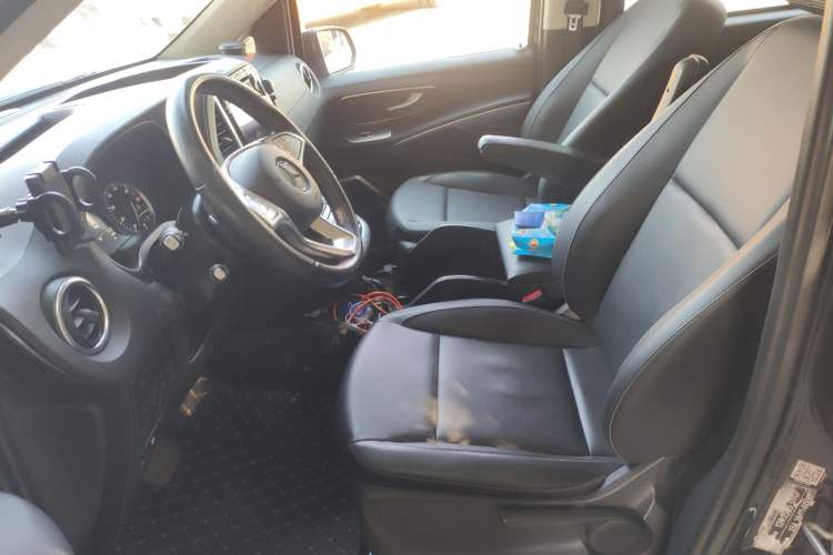 Used Mercedes-Benz Vito 2016 2.0T Business Edition
