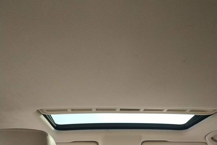 Used Volkswagen Santana 2015 1.6L Automatic Comfort Edition
