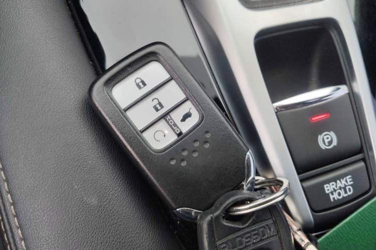 Used Honda UR-V 2020 370TURBO Two-Wheel Drive Luxury Edition