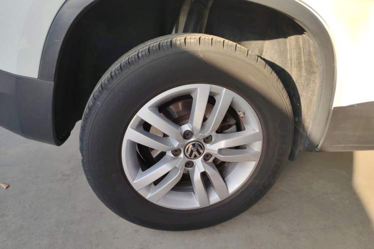 Used Volkswagen Tiguan 2015 1.8TSI Automatic Two-Wheel Drive Trend Edition