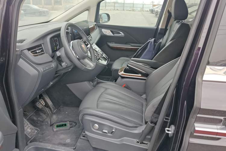 Used Hongqi HQ9 PHEV 2024 2.0T Four-Wheel Drive Luxury Edition