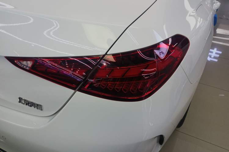 Used Mercedes-Benz C-Class 2024 Second Facelift C 260 L Sport Edition
