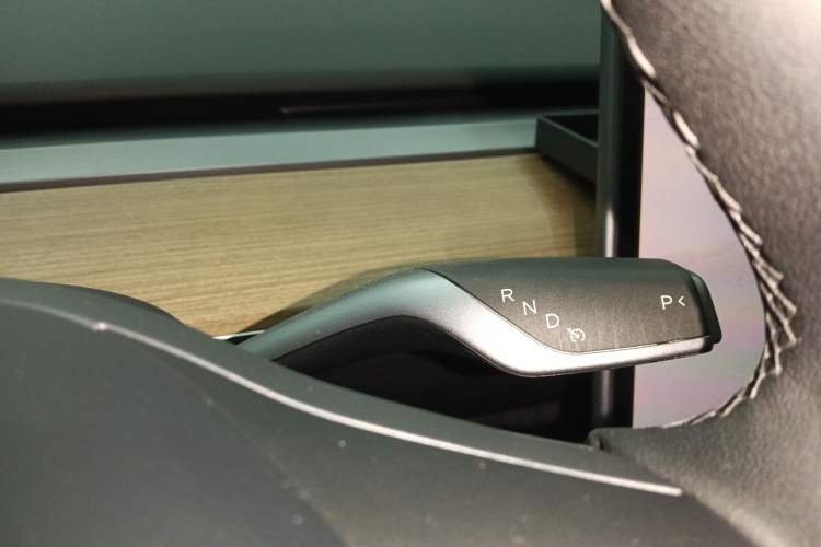 Used Tesla Model Y 2021 Revised Version 2 Long-Range All-Wheel-Drive Edition