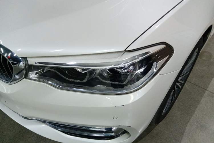 Used BMW 5 Series 2019 530Li Luxury Edition Premium Package
