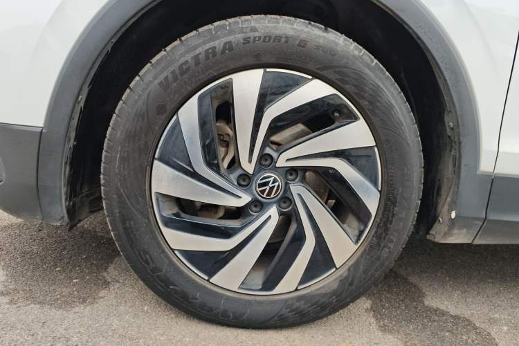 Used Volkswagen Tiguan L 2023 300TSI Automatic Two-Wheel Drive Smart Edition