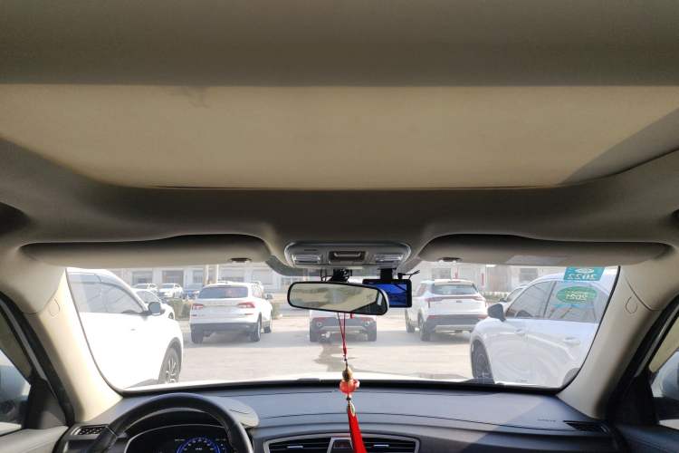 Used Geely Auto Emgrand X7 Sport 2020 1.8TD DCT Two-Wheel Drive Smart Connect 4G-Enabled Version