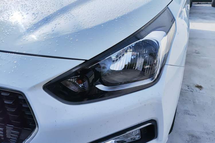 Used Hyundai Verna 2017 1.4L Manual Huancai Edition China V Standard
