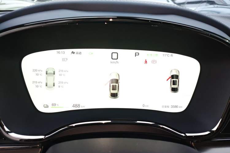 Used BYD Han 2025 EV with 701 km of Laser Radar-Enabled Intelligent Driving
