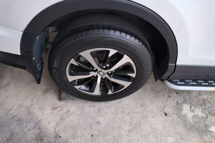 Used Toyota RAV4 2016 2.0L CVT Two-Wheel Drive Urban Edition China V Standard
