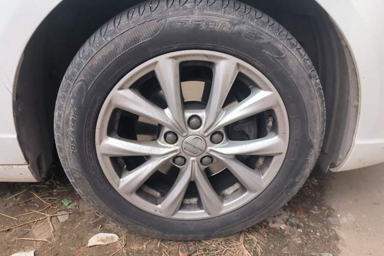 Used Roewe i5 2020 1.5L Manual 4G Connect Luxury Edition