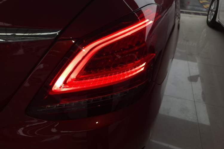 Used Mercedes-Benz C-Class 2021 C 200 L Fashion Edition Sport Version
