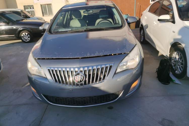 Used Buick GT 2014 XT 1.6L Manual Entry-Level Model
