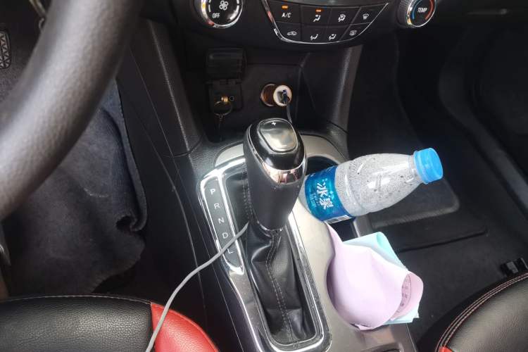 Used Chevrolet Cruze 2017 1.5L Automatic Pioneer Sunroof Edition
